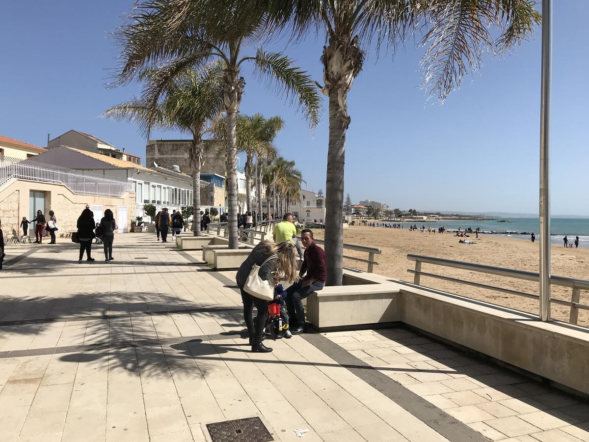 La Terrazza Sul Porto Villa Marina di Ragusa Exteriör bild